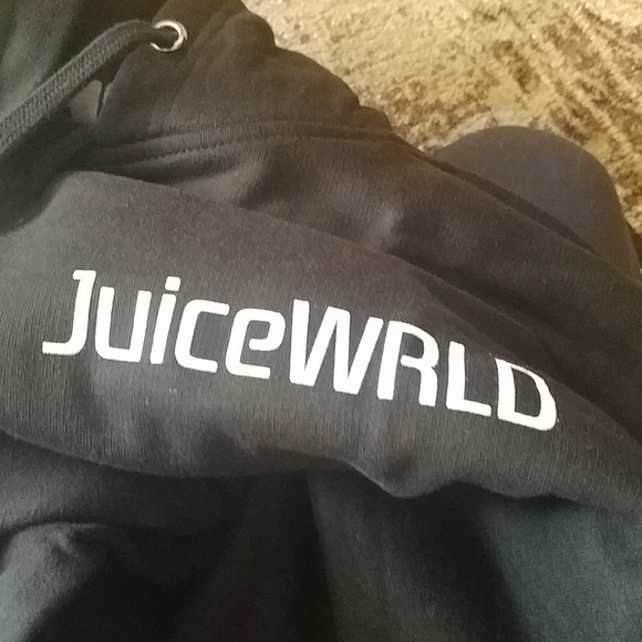 Sold Juice Wrld - Picture 4 of 6